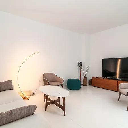 Luxurious In Terrazas Del Duque Apartment *